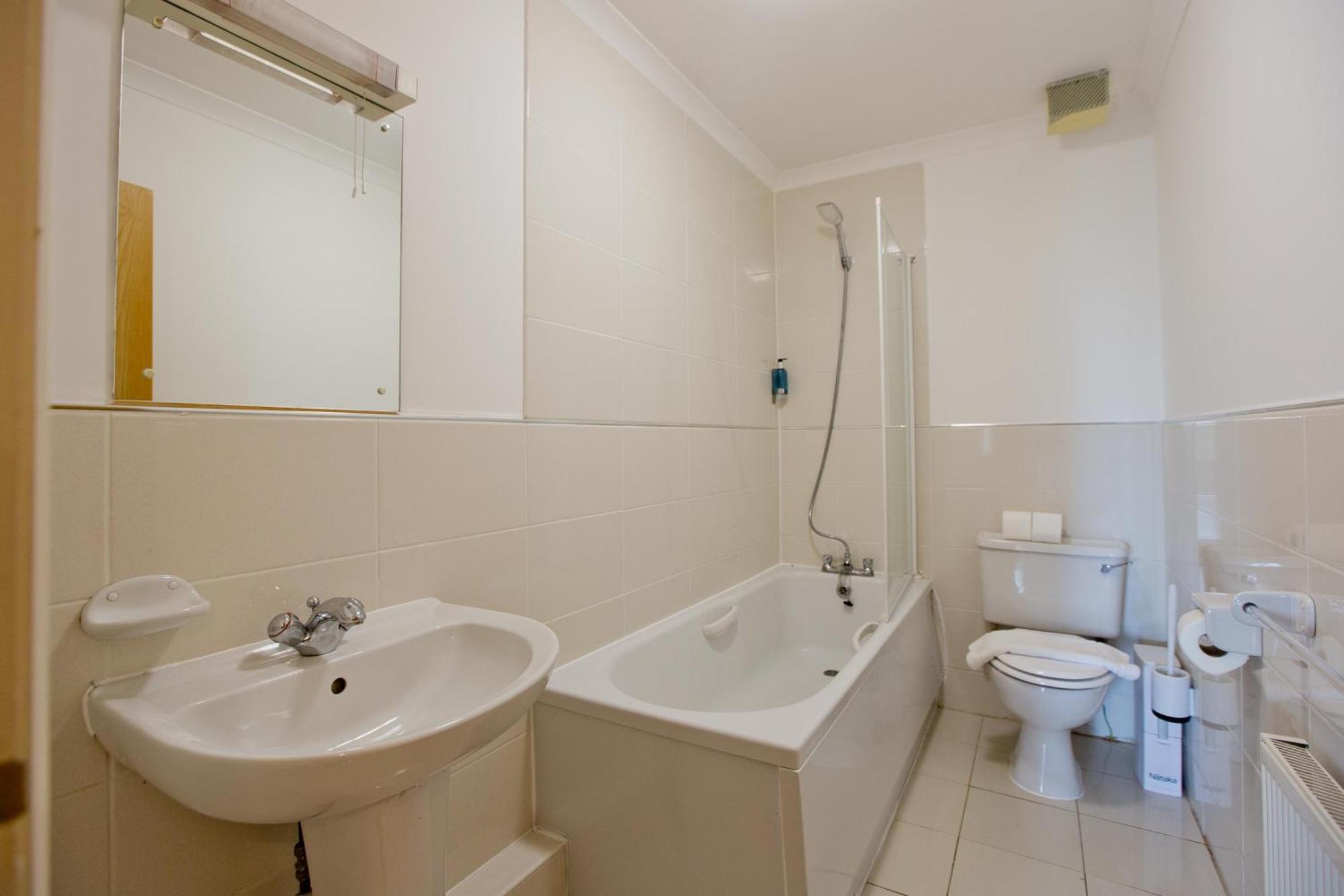 Imperial Onedin Point-Tower Hill Apartment Londres Exterior foto